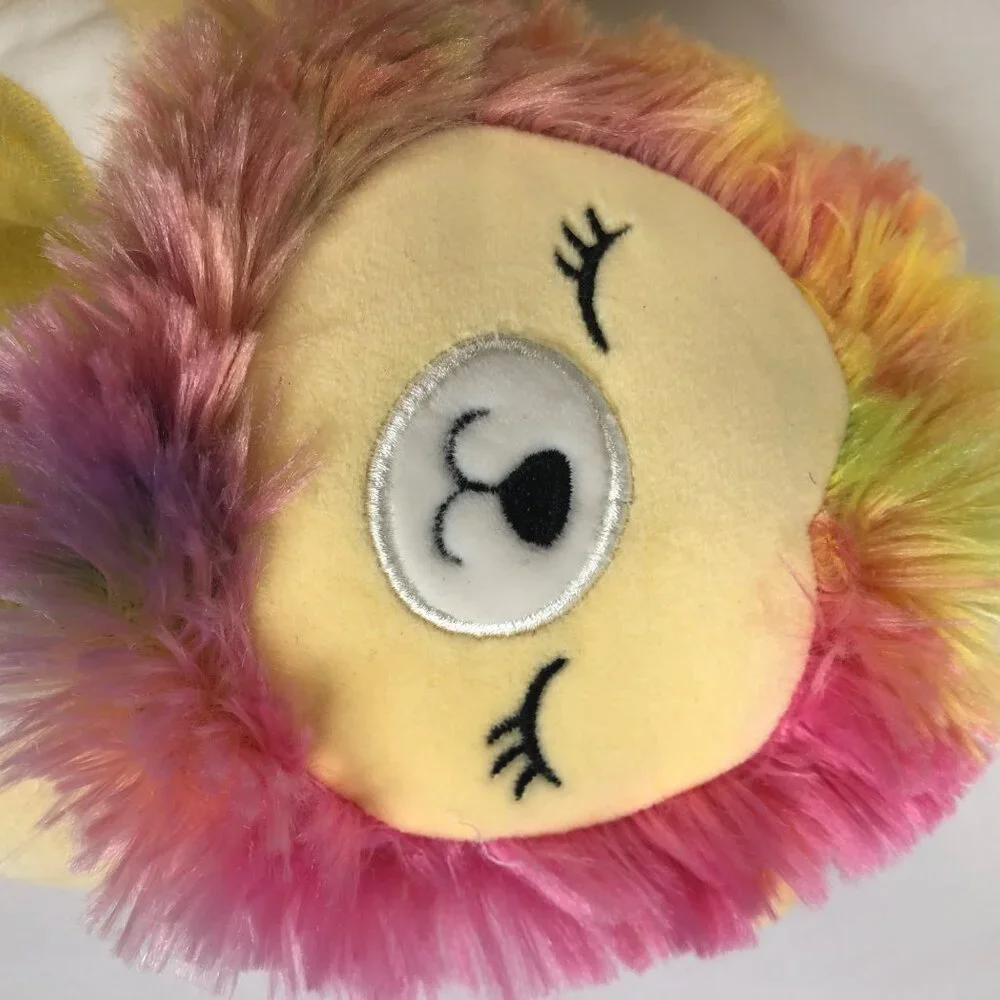 Squishmallows Unisex Rainbow Lion Slippers‎ Size 2-3